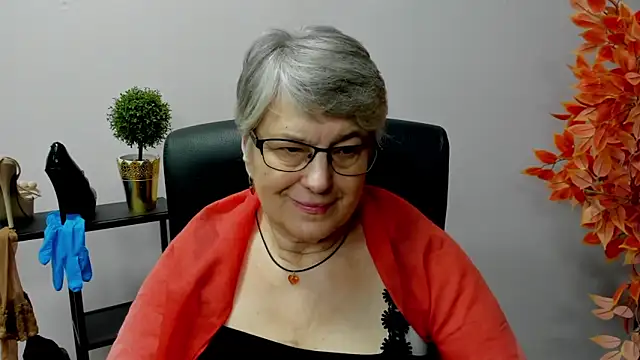 IrisDream online show from February 2025 11:12:02 AM