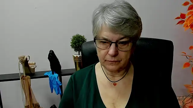 IrisDream online show from February 2025 07:17:02 AM