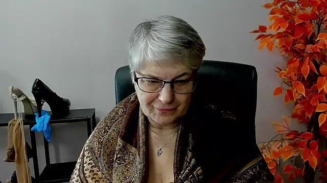 IrisDream online show from March 2025 10:49:02 AM