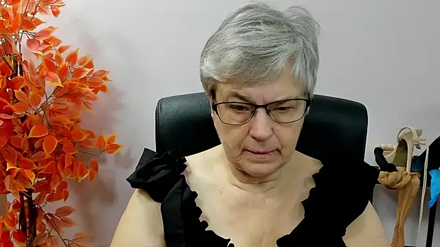 IrisDream online show from September 2025 06:15:02 AM