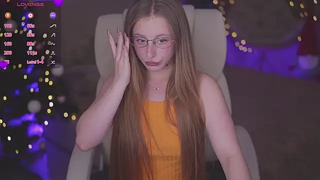 SilverrMoon online show from December 2025 07:51:02 PM