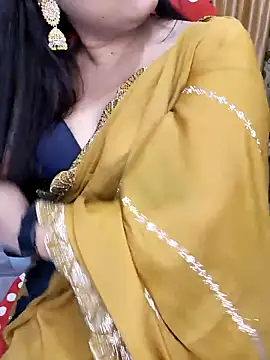 Cute-Raashii online show from November 2025 04:41:02 PM