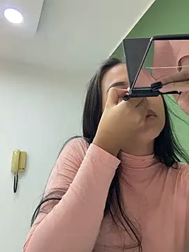 iiris  online show from December 2025 04:02:01 PM