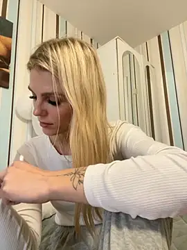 Liya my online show from October 2025 02:04:01 PM