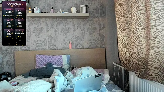 purebeautie13 online show from December 2024 10:05:02 AM