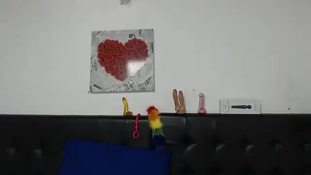 Snapshot of Angelinna_Milf chatting on January 2025 07:12:01 PM Angelinna Milf online show from January 2025 07:12:01 PM