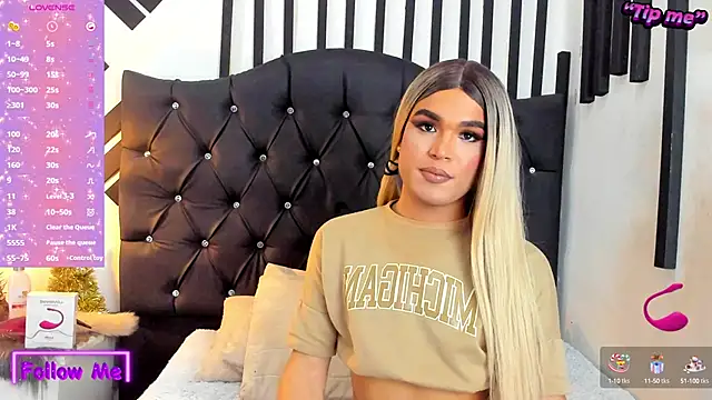 AllisonsweetZ online show from December 2024 08:12:02 PM