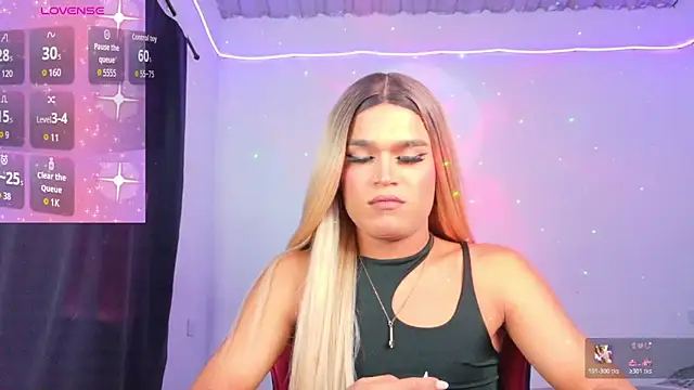 AllisonsweetZ online show from November 2025 02:22:01 PM