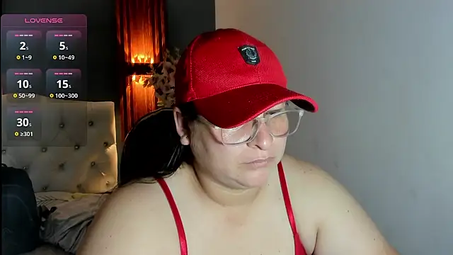 Snapshot of katty_femdom chatting on June 2026 12:17:01 PM katty femdom online show from June 2026 12:17:01 PM