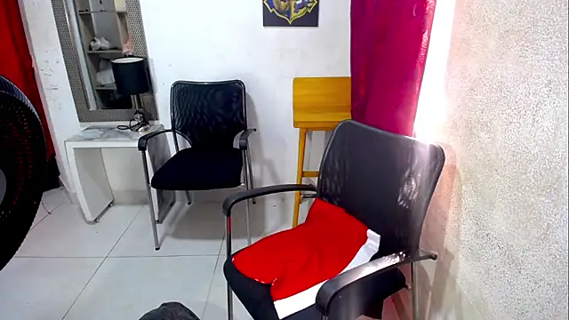 diabla sexyboobs online show from February 2026 09:16:02 PM