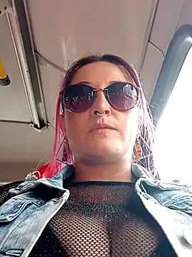 Snapshot of sophie_banger chatting on June 2026 06:11:01 PM sophie banger online show from June 2026 06:11:01 PM