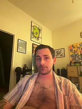 Snapshot of defbond420 chatting on January 2025 02:26:01 AM defbond420 online show from January 2025 02:26:01 AM