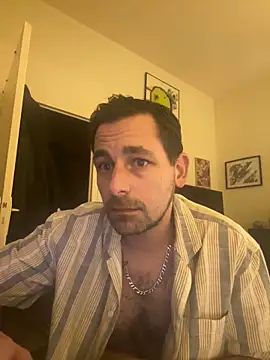 Snapshot of defbond420 chatting on January 2025 10:08:02 PM defbond420 online show from January 2025 10:08:02 PM