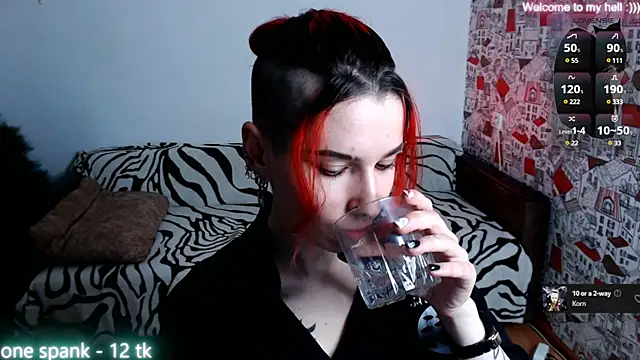 Miya Wey  online show from December 2024 12:27:01 PM