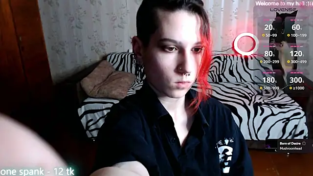 Miya Wey  online show from February 2025 07:21:01 PM