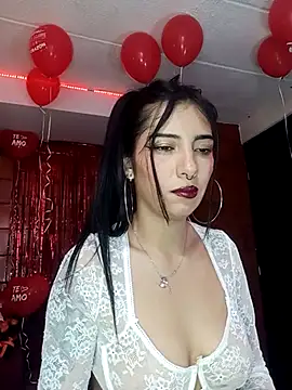 Snapshot of Raven__purple chatting on February 2025 02:15:01 AM Raven  purple online show from February 2025 02:15:01 AM