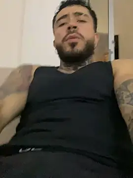 Snapshot of LeoSalvatore_ chatting on March 2025 04:40:02 AM LeoSalvatore  online show from March 2025 04:40:02 AM