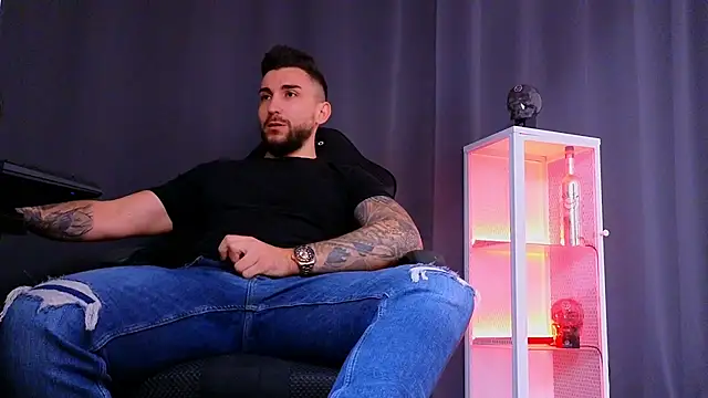 MightyAaron66 online show from February 2025 08:59:01 AM