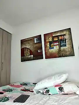 cuteluci  online show from January 2025 04:02:02 PM