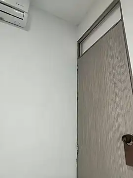 cuteluci  online show from January 2025 12:55:01 PM