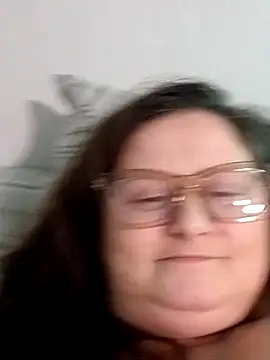 Snapshot of staceysmomfow chatting on January 2025 04:43:01 AM staceysmomfow online show from January 2025 04:43:01 AM
