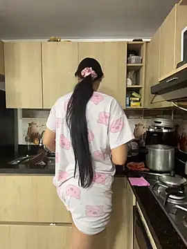 karla nill online show from March 2026 06:03:01 PM