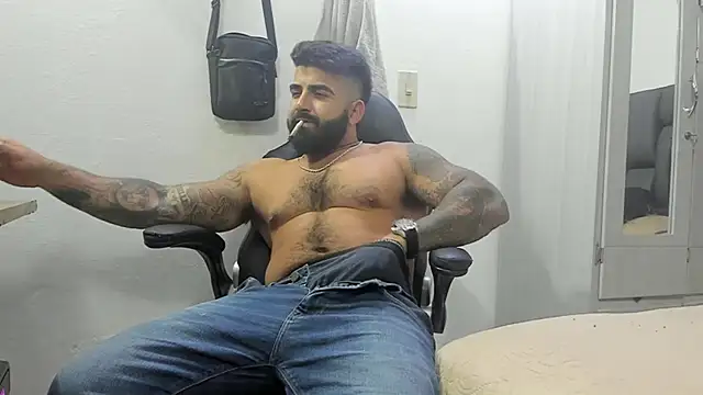 Lyon vach online show from January 2025 05:02:01 AM