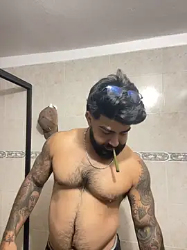 Lyon vach online show from October 2025 04:48:02 PM