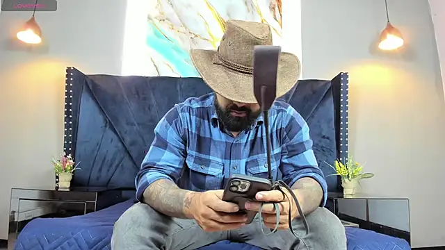 Snapshot of Lyon_vach chatting on April 2026 10:15:01 PM Lyon vach online show from April 2026 10:15:01 PM