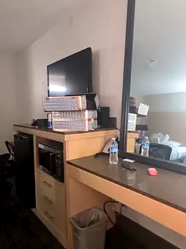 JusticeXXX68 online show from October 2025 01:53:02 PM