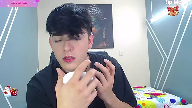 nolan twink1 online show from December 2024 06:38:01 PM