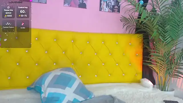 nolan twink1 online show from February 2025 08:50:01 PM