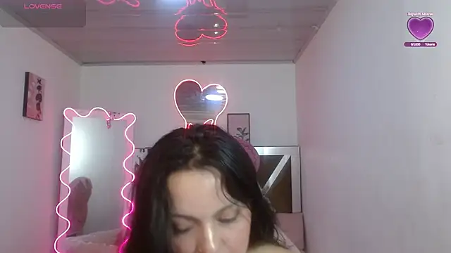 Snapshot of Anastaciia_tay chatting on February 2025 03:01:01 AM Anastaciia tay online show from February 2025 03:01:01 AM