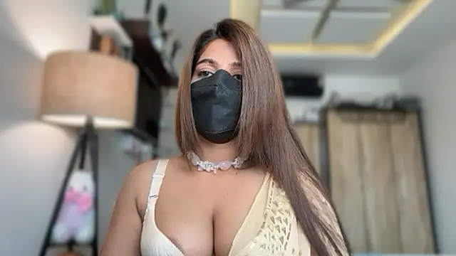 Hotty-Sana online show from April 2026 04:43:02 AM