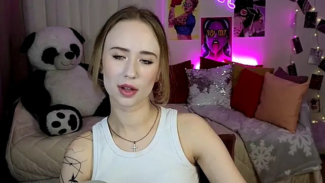 SashaBrooks online show from September 2025 06:09:01 PM