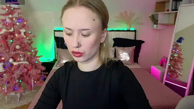 SashaBrooks online show from December 2025 02:12:02 PM