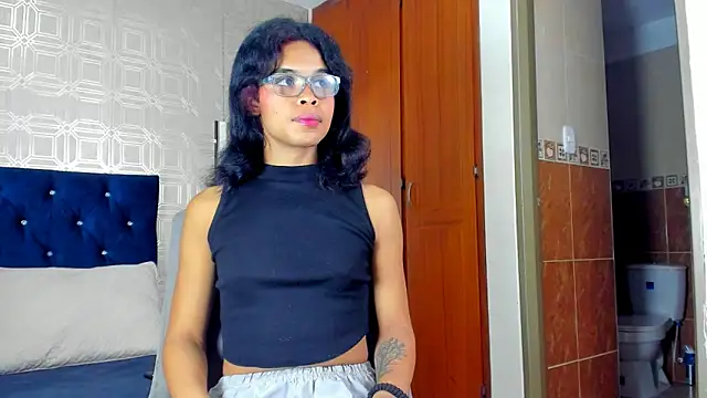 Snapshot of evelyn_wine chatting on March 2025 08:05:01 PM evelyn wine online show from March 2025 08:05:01 PM