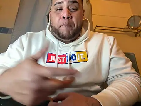 Snapshot of fatboyjayohh126 chatting on February 2025 10:04:02 PM fatboyjayohh126 online show from February 2025 10:04:02 PM