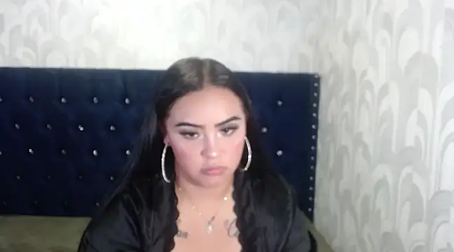 Snapshot of emilysmithxxx chatting on December 2024 01:06:01 PM emilysmithxxx online show from December 2024 01:06:01 PM