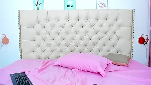 Kim Eli online show from December 2024 10:26:01 PM