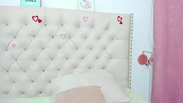 Kim Eli online show from March 2025 10:54:01 PM