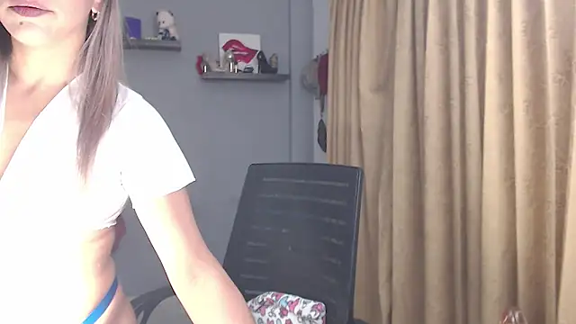 SusanLeroy online show from December 2025 09:59:01 AM