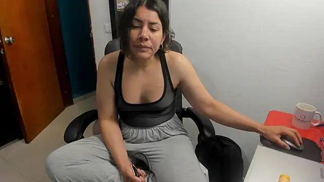 peanut tangerine online show from January 2026 12:03:02 AM