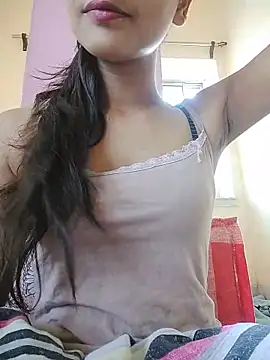 Snapshot of MISSQUEEN48 chatting on June 2026 06:37:02 AM MISSQUEEN48 online show from June 2026 06:37:02 AM