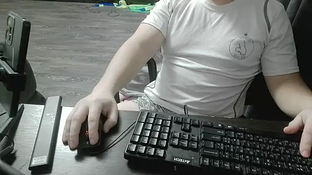 Snapshot of gamblingbum chatting on February 2026 08:13:02 PM gamblingbum online show from February 2026 08:13:02 PM