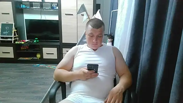 Snapshot of gamblingbum chatting on June 2026 11:49:01 PM gamblingbum online show from June 2026 11:49:01 PM