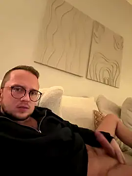 thehornyguy97 online show from January 2026 05:27:02 PM