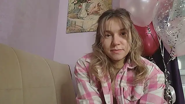 TaylorBre online show from March 2025 07:31:02 PM