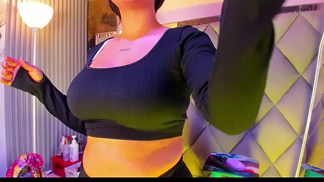 venusowen  online show from March 2026 01:29:02 PM