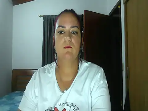 luna withe online show from June 2026 05:05:02 AM